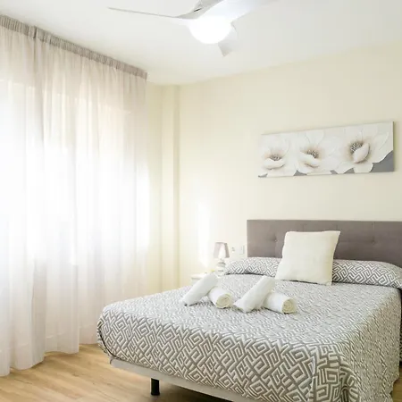 Sunny Hideaway Guadalmar *