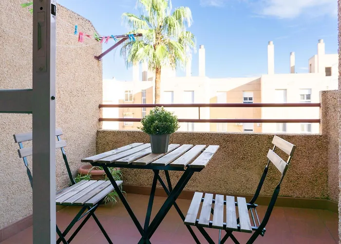 Sunny Hideaway Guadalmar Lejlighed *