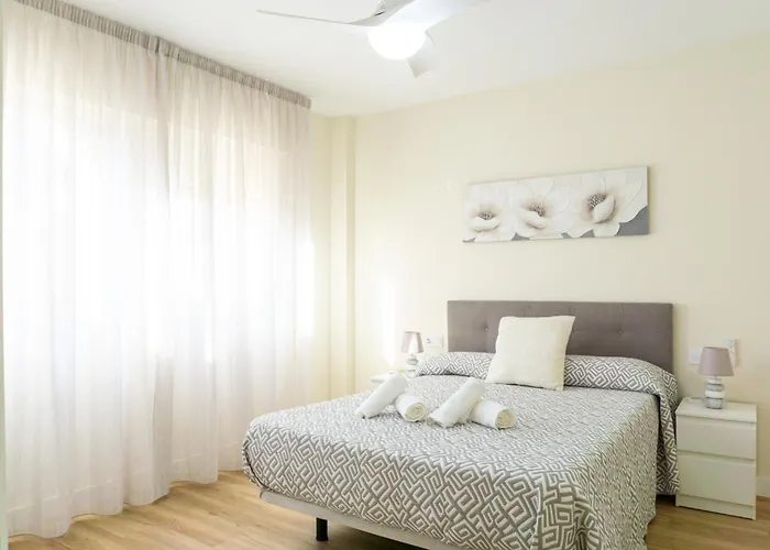 Sunny Hideaway Guadalmar *