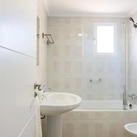 Sunny Hideaway Guadalmar *